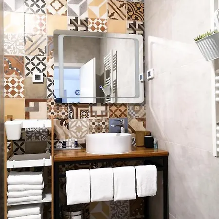 Pretty Little Thing Called Teranino * Pola