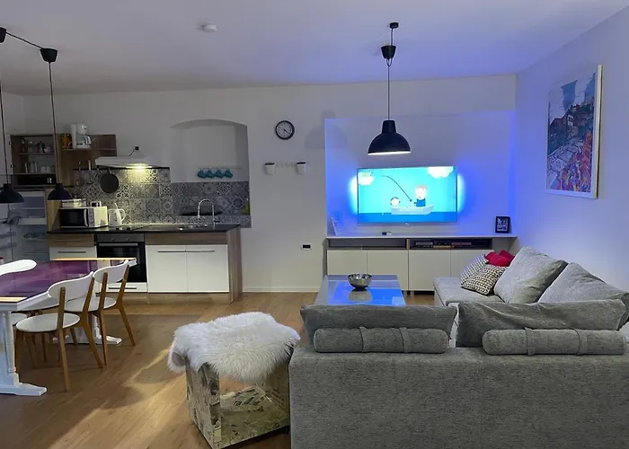 Pretty Little Thing Called Teranino Πούλα